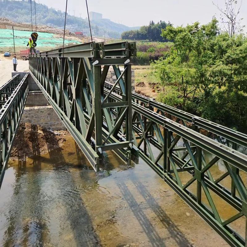 Ponte com estrutura de aço